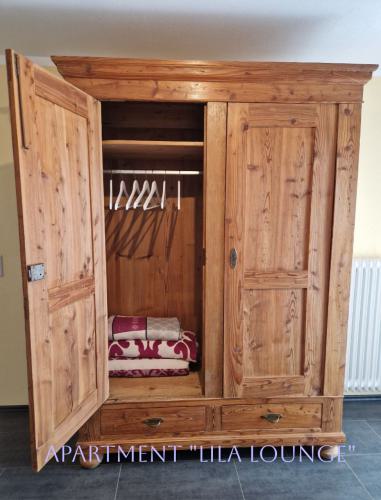 Schlafzimmer 1, Schrank